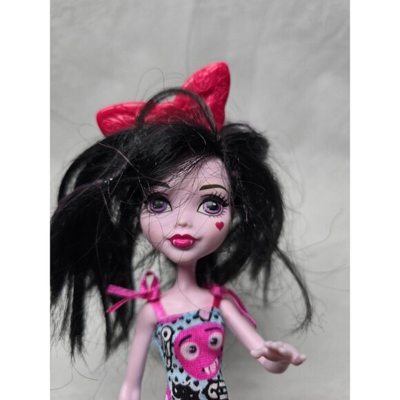 Monster High Draculaura Emoji Doll - Picture 3 of 7